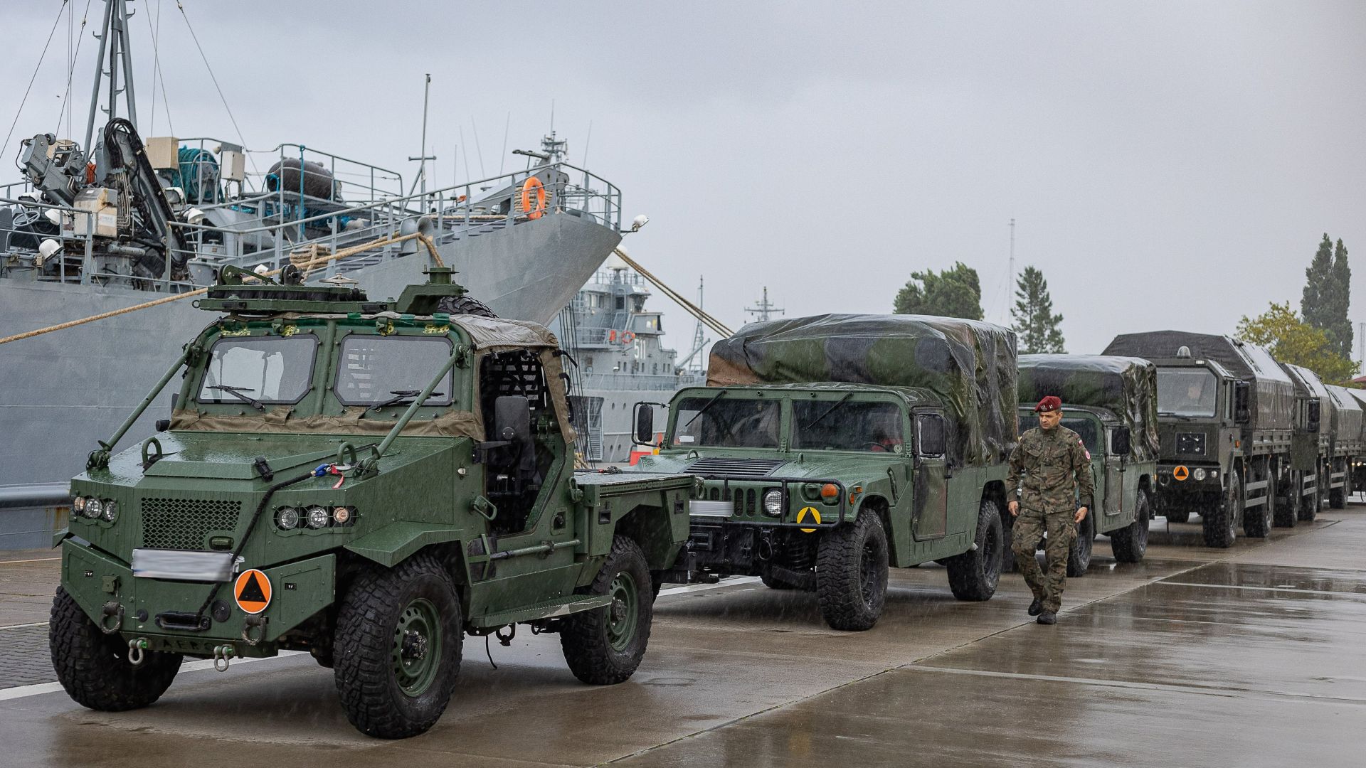  北約近期持續在哥特蘭島部署演訓，加強嚇阻俄國侵略威脅。圖為參與「哥特蘭哨兵」聯演的車輛單位。（取自波蘭作戰司令部「X」帳號）