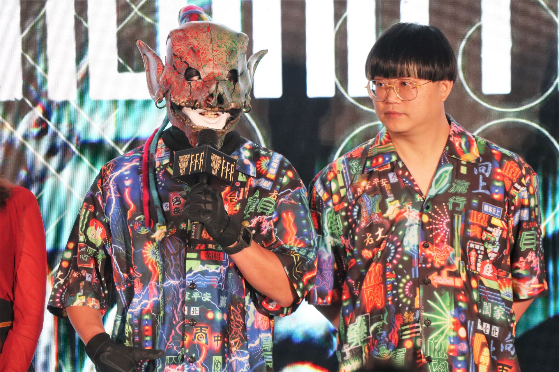 血肉果汁機結合嗩吶、臺灣傳統信仰與風土民情，精采地呈現出「臺灣特有的金屬音樂」的各種可能。（記者劉昕翊攝）