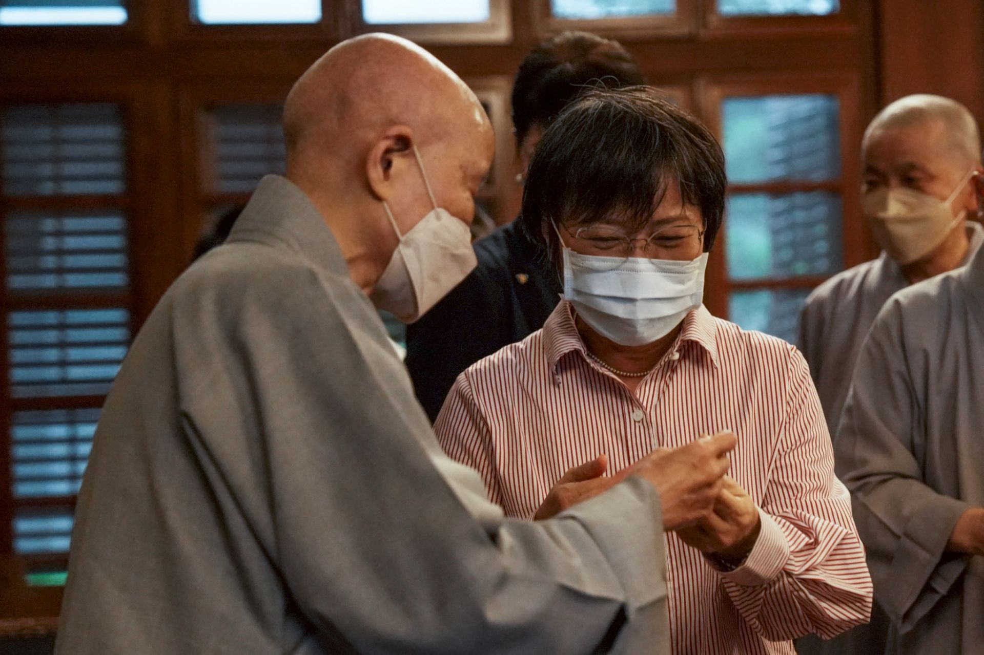 劉世芳部長拜會慈濟證嚴法師。（內政部提供）