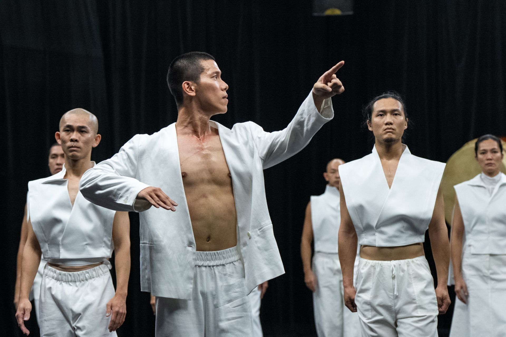 優人神鼓《一朵小花 啊！》將禪的領悟動作化，將音樂視覺化。（優人神鼓提供）