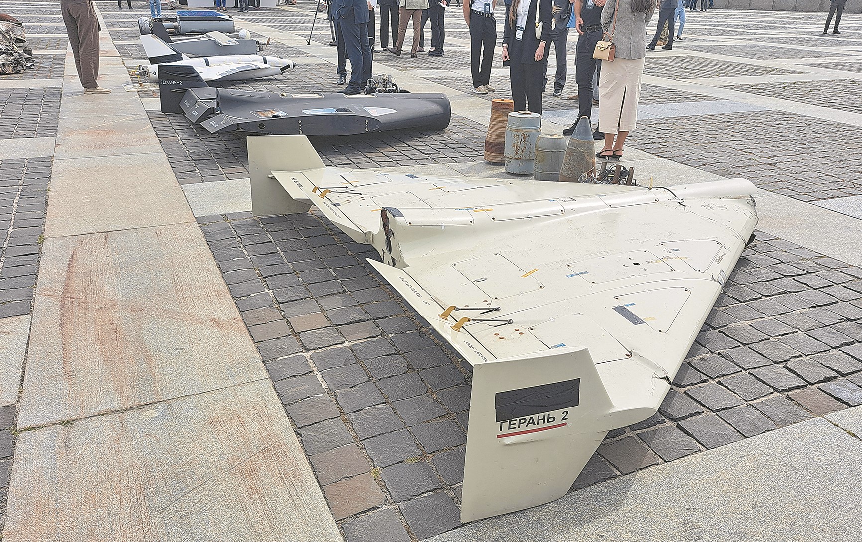 伊朗持續深化與俄國軍事合作，並提供多款自殺無人機。（達志影像／美聯社資料照片）