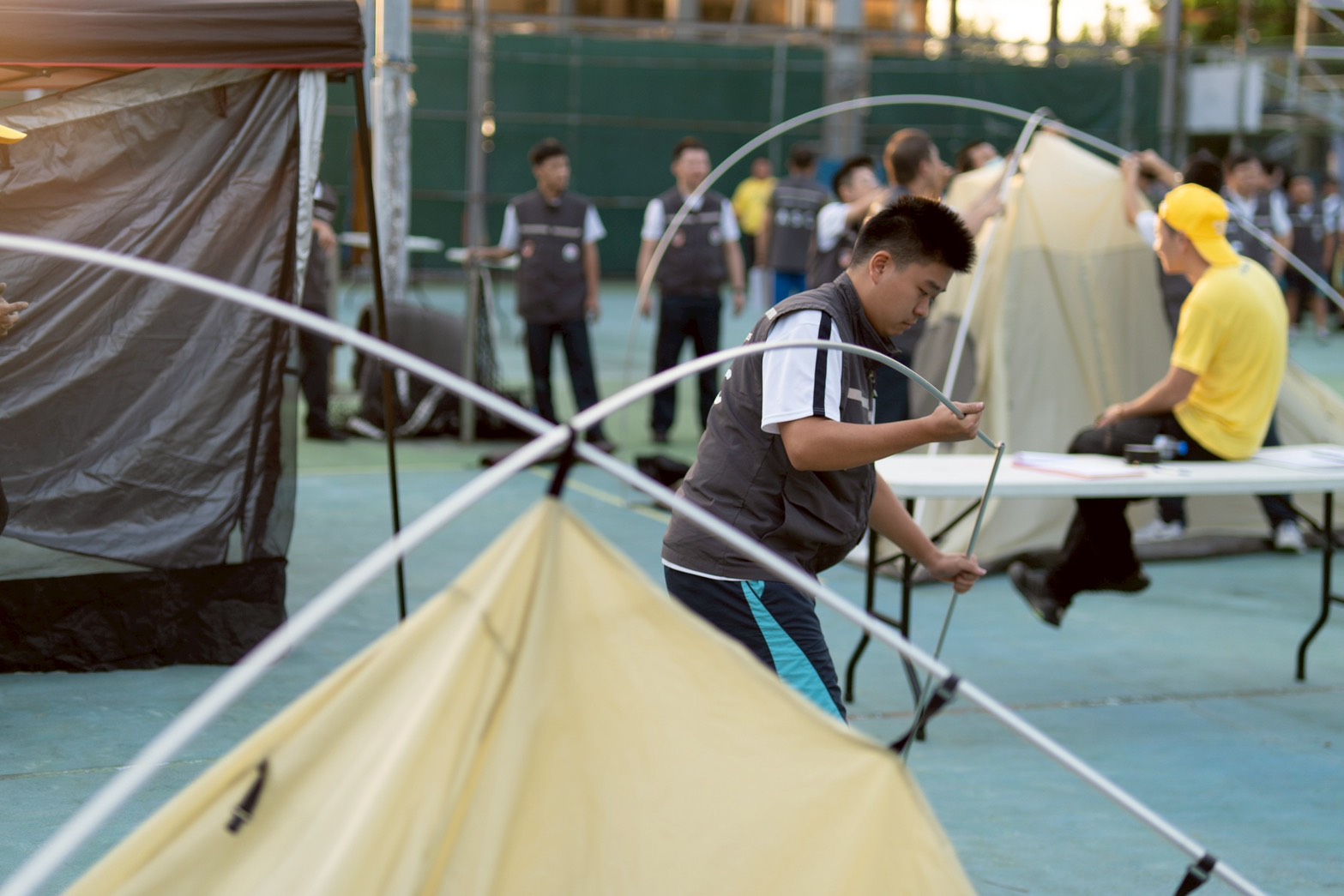 此次安排宿營與防災食品運用，模擬災後避難環境及物資不足情境，讓役男透過情境體驗了解實際災後需求。（內政部提供）