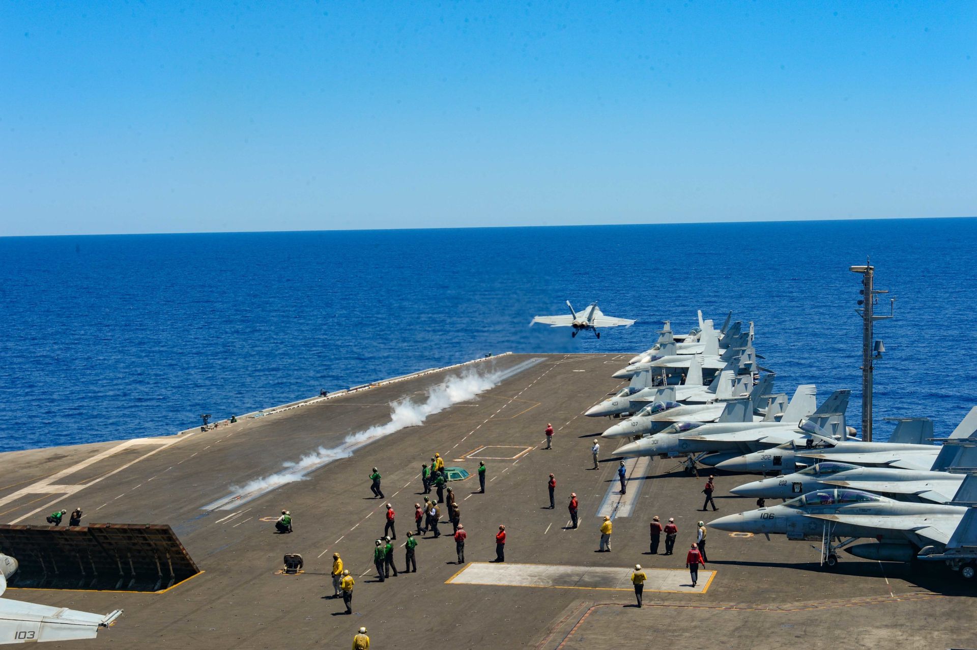 美國大西洋艦隊下轄的第6艦隊主要任務是「與聯盟、聯合部隊、跨機構部隊及其他各方協同，進行全方位的海上作戰和戰區安全合作任務，以增進歐洲和非洲的安全與穩定」。（取自美國第6艦隊flickr）