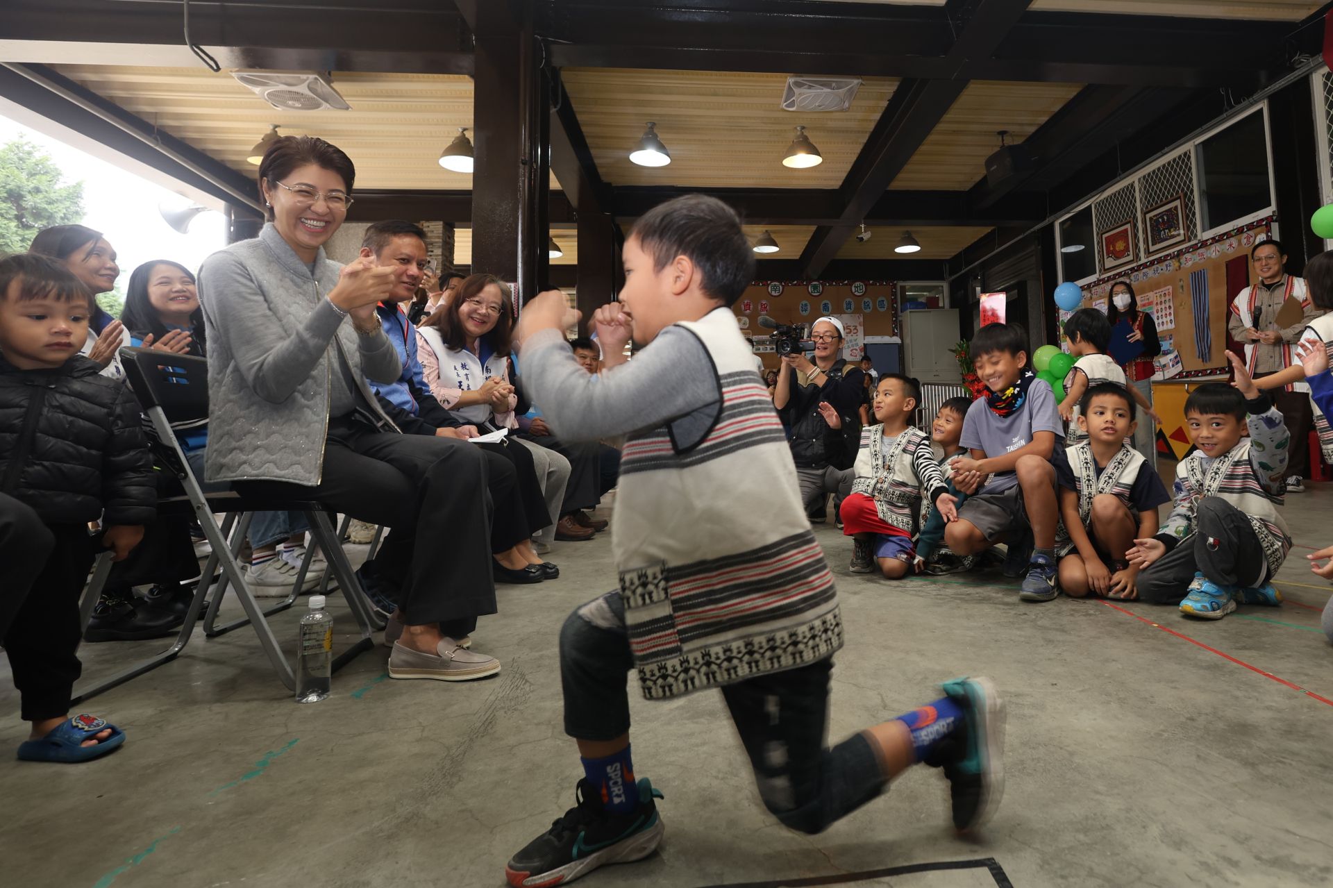 南投縣信義鄉潭南國小附設幼兒園今日舉行修繕整建啟動典禮，縣長許淑華親自出席。（南投縣政府提供）