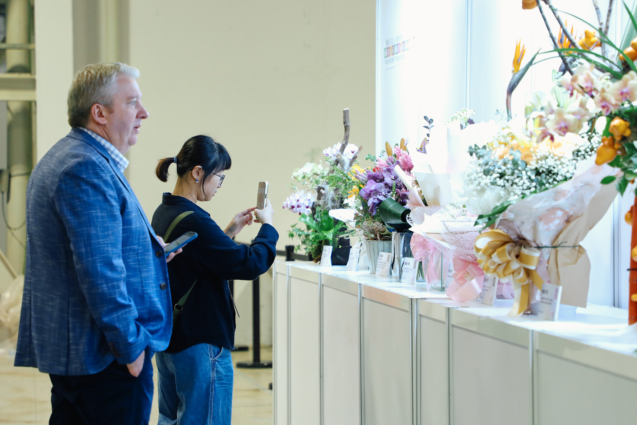 臺灣花卉推介會不論是愛花、懂花、尋找花卉新品種合作機會的產業伯樂，想為生活增添花意的民眾，都能在此找到屬於自己的花卉角落。（記者古可絜攝）