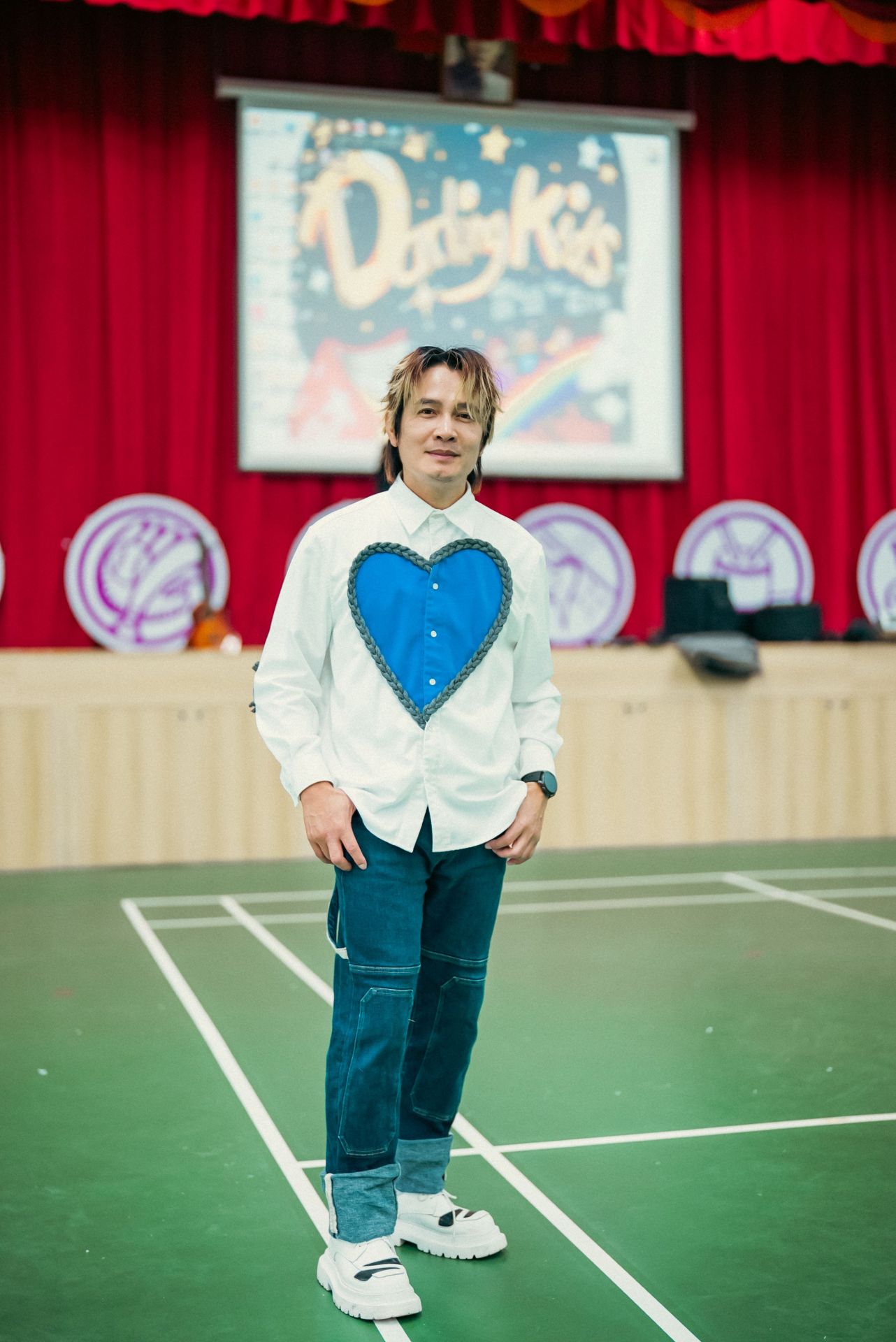 羅文裕期盼讓客家音樂在校園傳唱著（客委會提供）