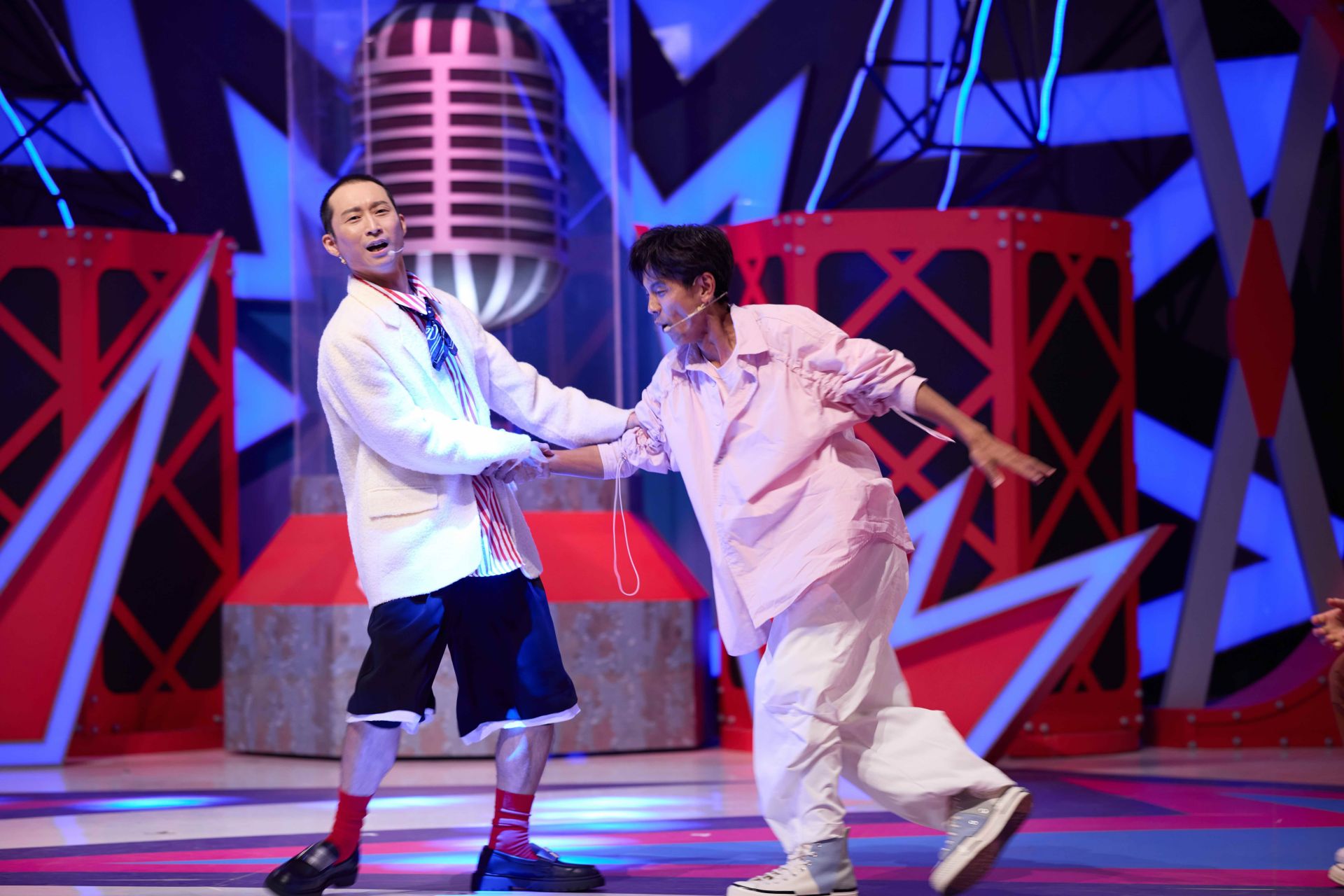 浩子（左）、阿翔傳不和多年。（公視台語台提供）