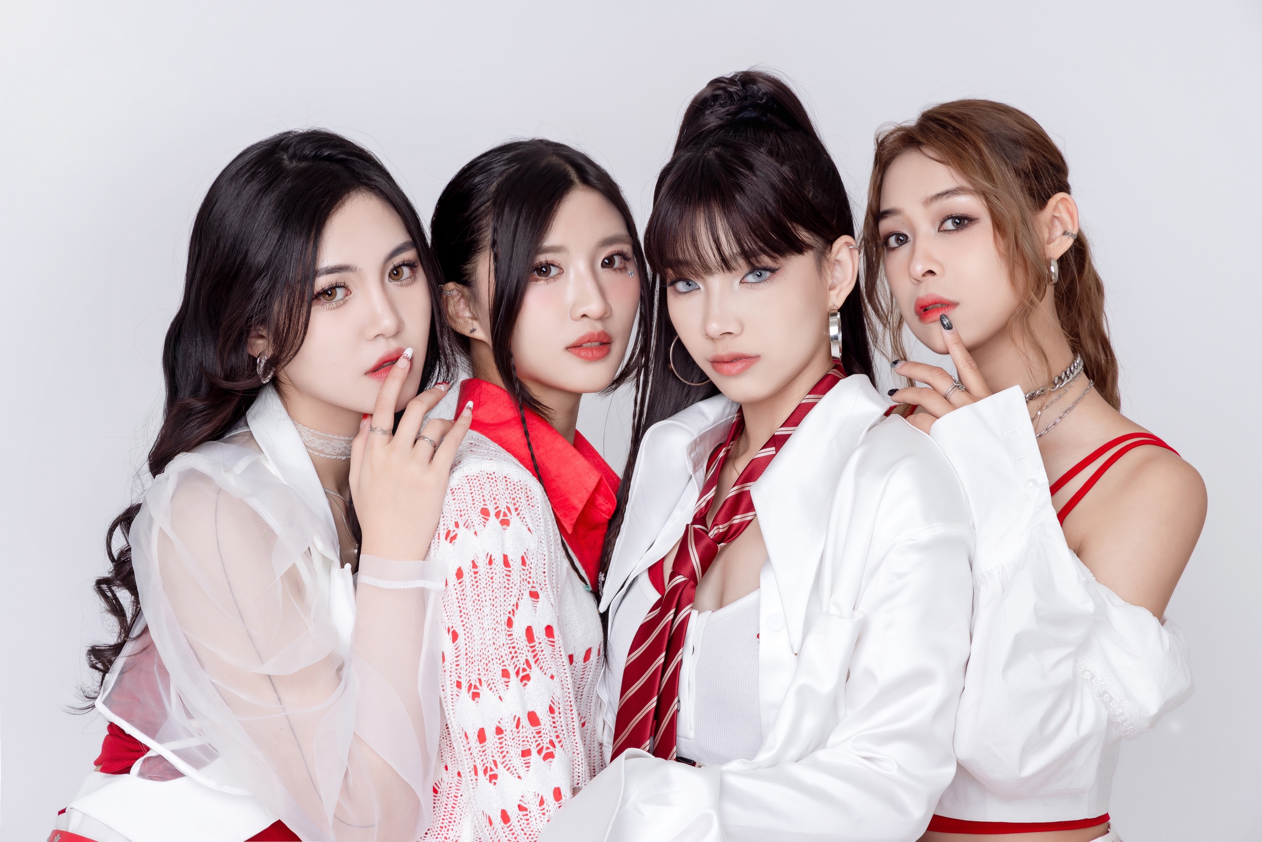 金志遙一手打造女團「SVETA心動女孩」。（心動藝能提供）