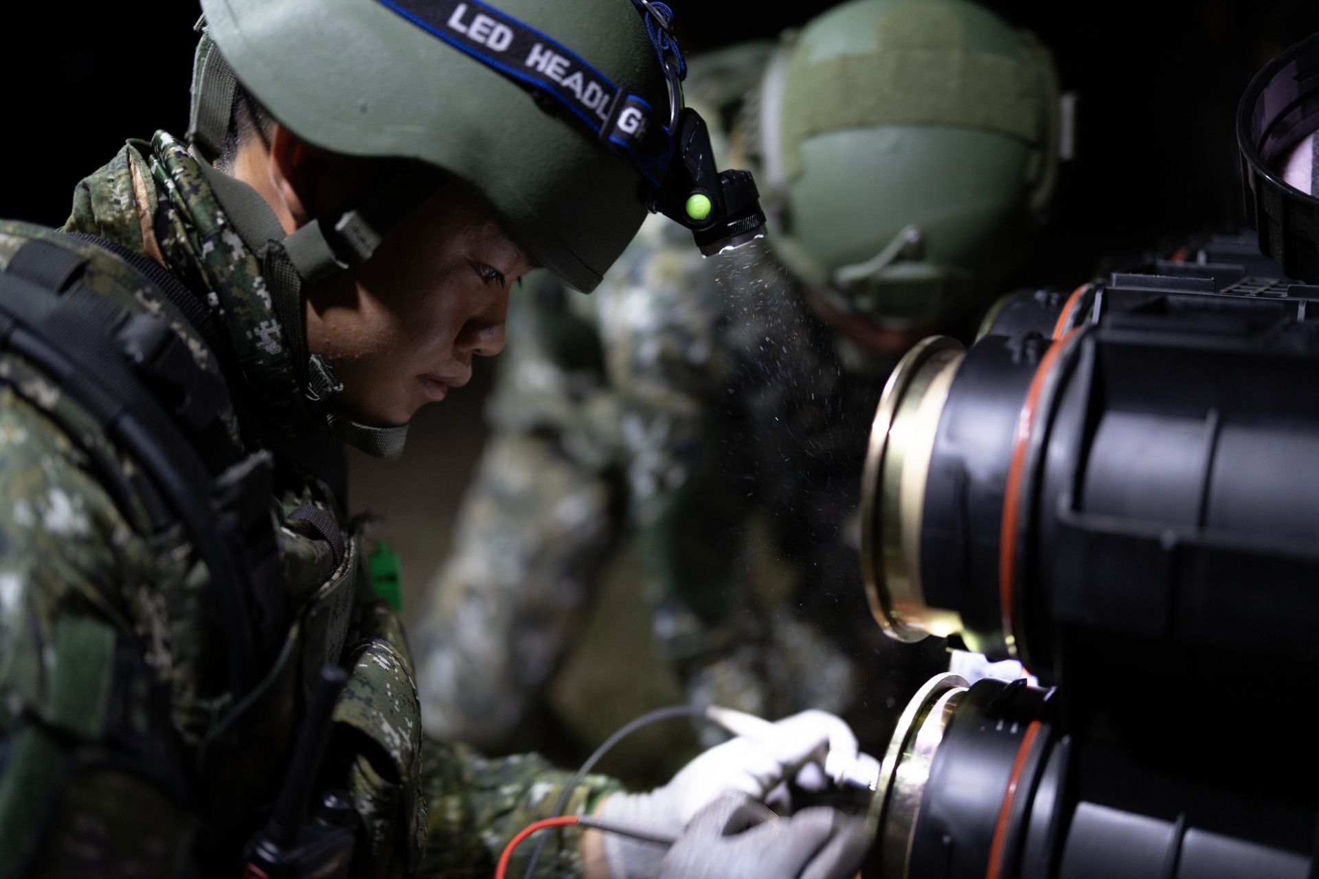 　彈藥實施鑑濾，確保射擊安全。（記者張雅淳攝）