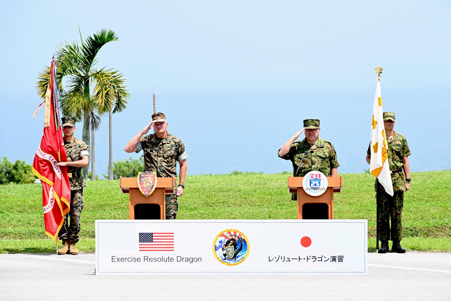 美日高階將領17日同赴西南島嶼最前緣的石垣駐屯地，宣示共同維護區域安全。（取自陸上自衛隊「X」帳號）