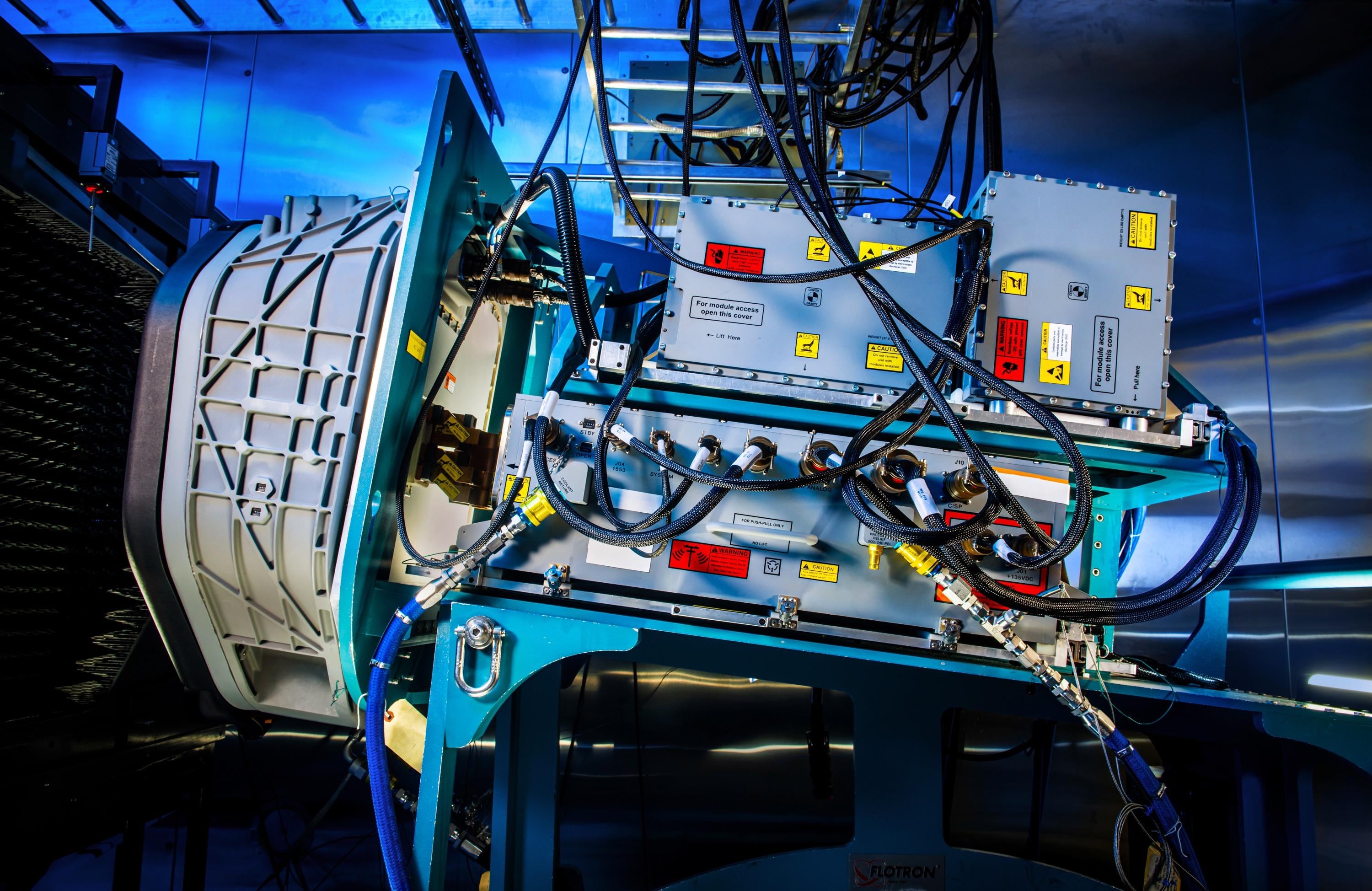 新雷達雖維持APG-82系列尺寸，但將改用氮化鎵元件，提升處理效能。圖為APG-82（V）1。（取自RTX集團網站）