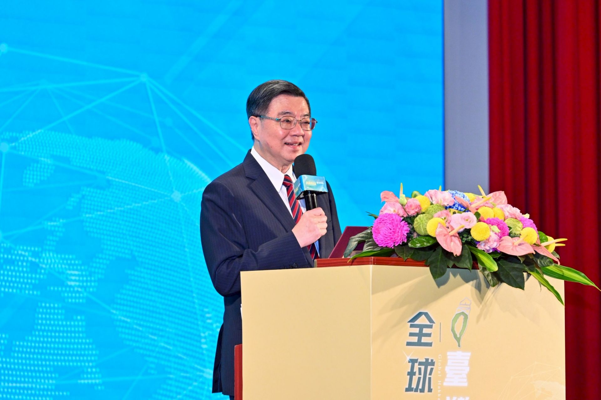 行政院長卓榮泰出席「2025全球客家文化會議」，強調政府會共同為扶植與壯大客家文化努力。（行政院提供）