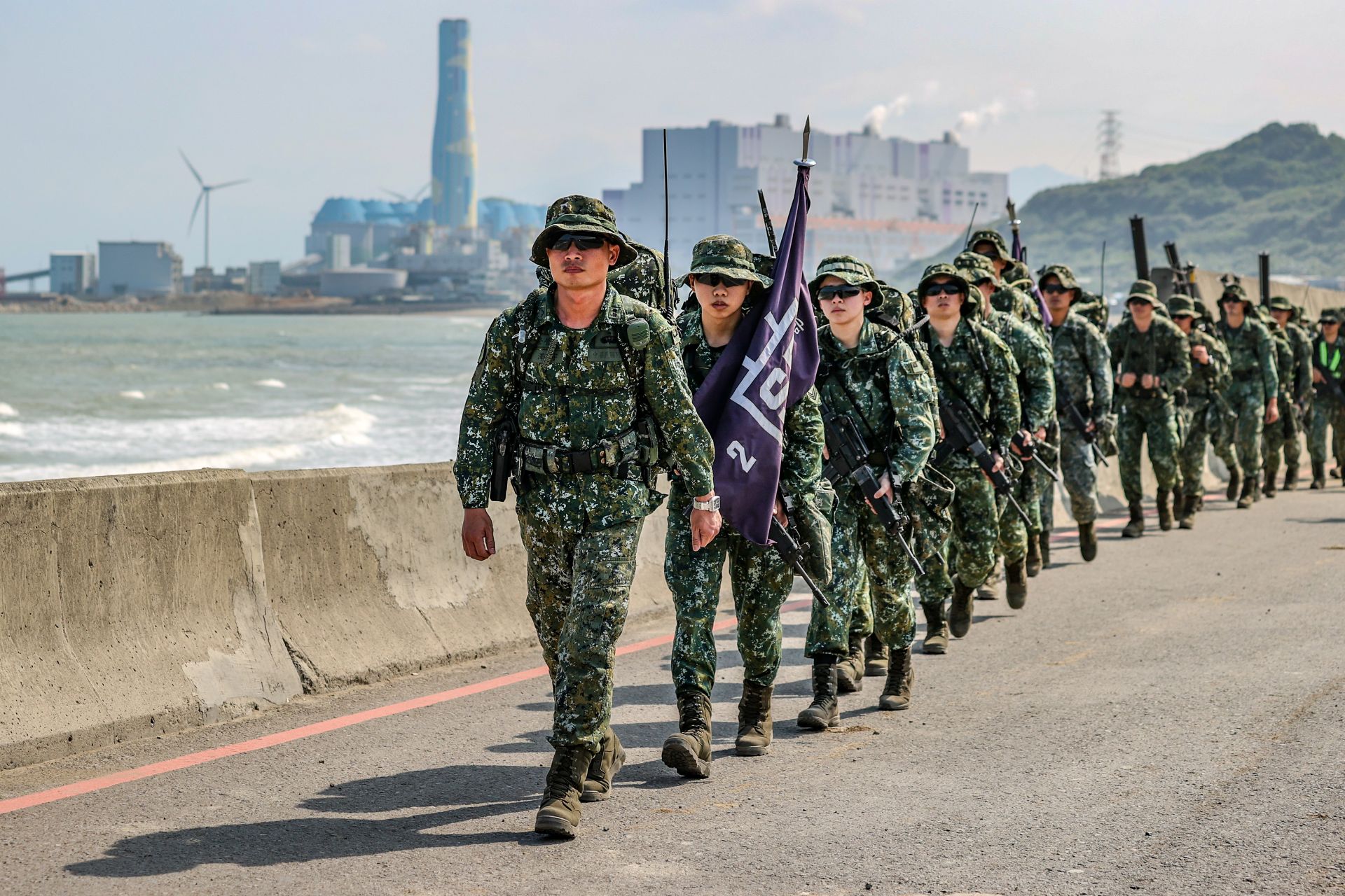 歷經多年研製設計，制式麂皮戰靴提升特戰官兵城鎮作戰效能。（本報資料照片）