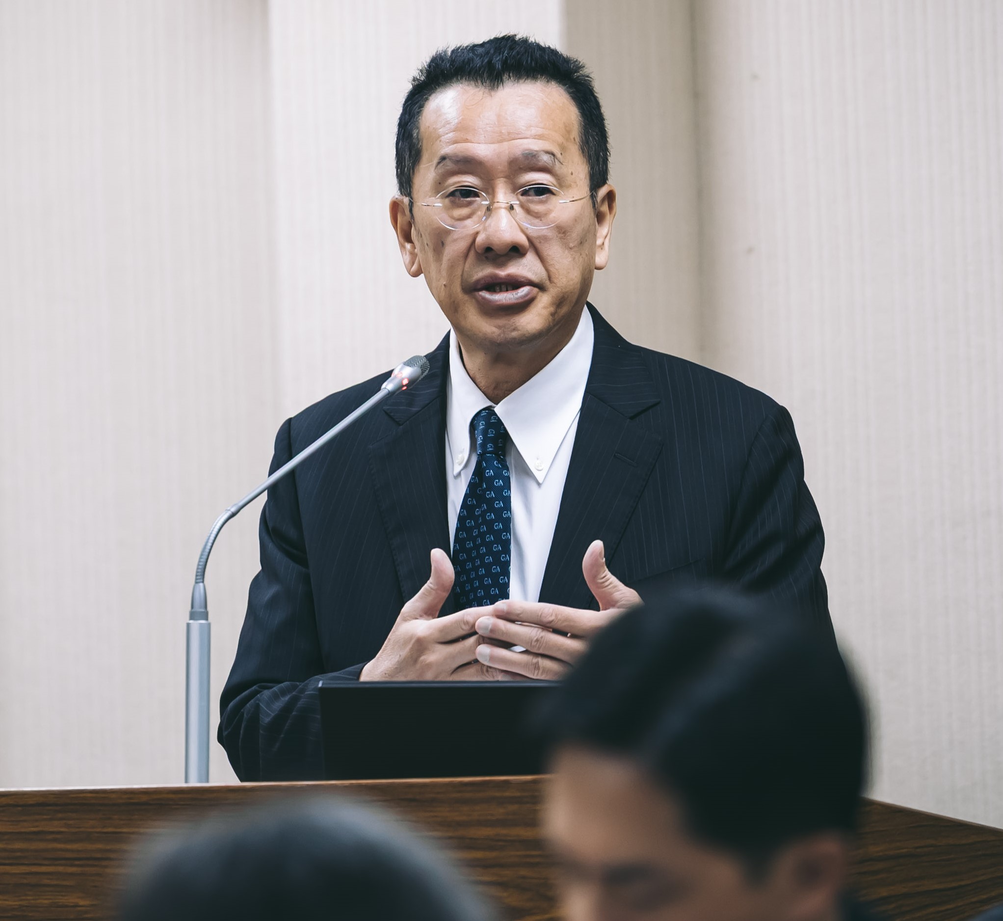 國防部長顧立雄昨日出席立法院外交及國防委員會，針對「潛艦國造原型艦海測執行現況及因應作為」進行專案報告。（記者陳彥陵攝）