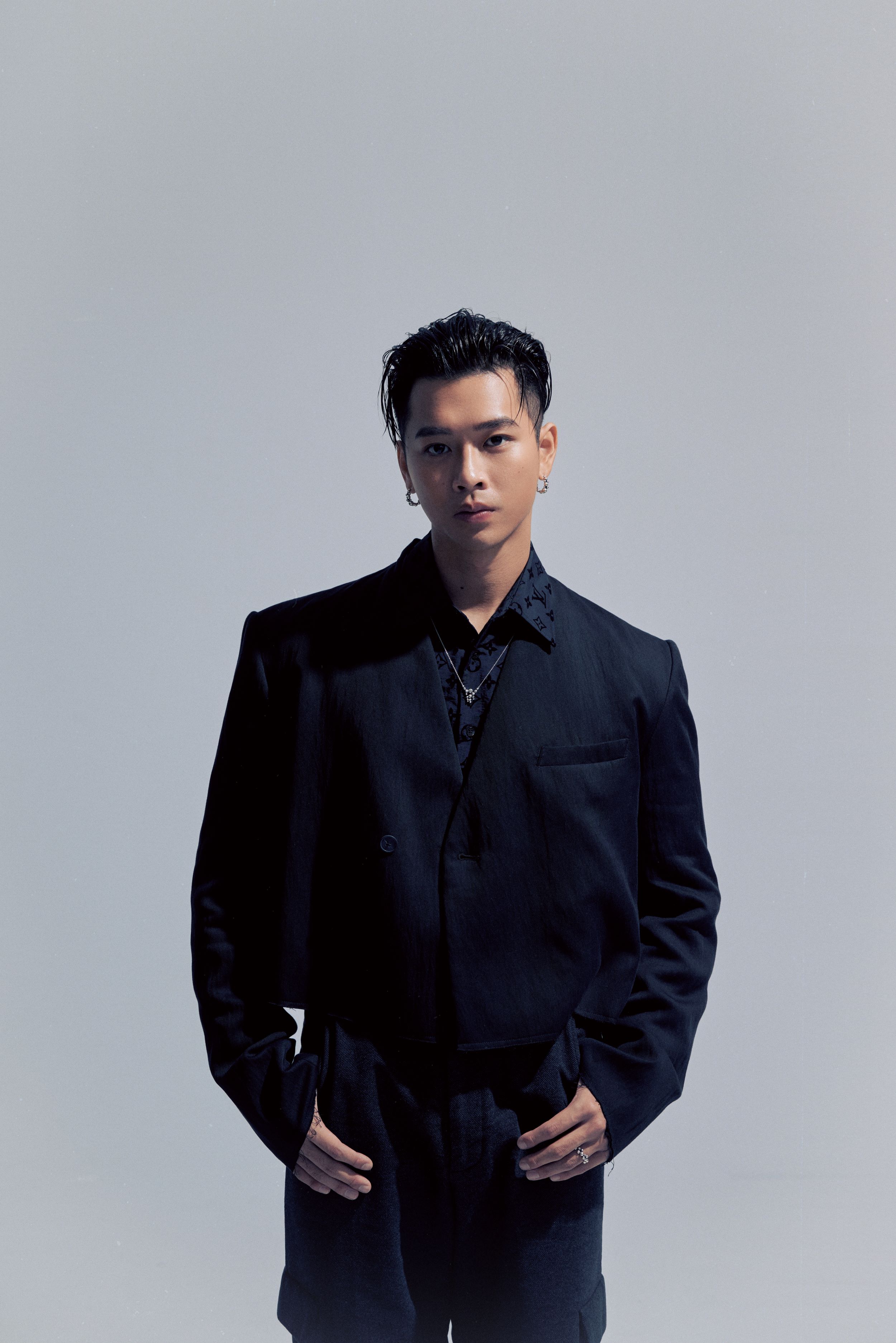 高爾宣OSN（如圖）與王ADEN攜手開唱，以R&amp;B結合饒舌嗨翻全場。（臺北市政府提供）