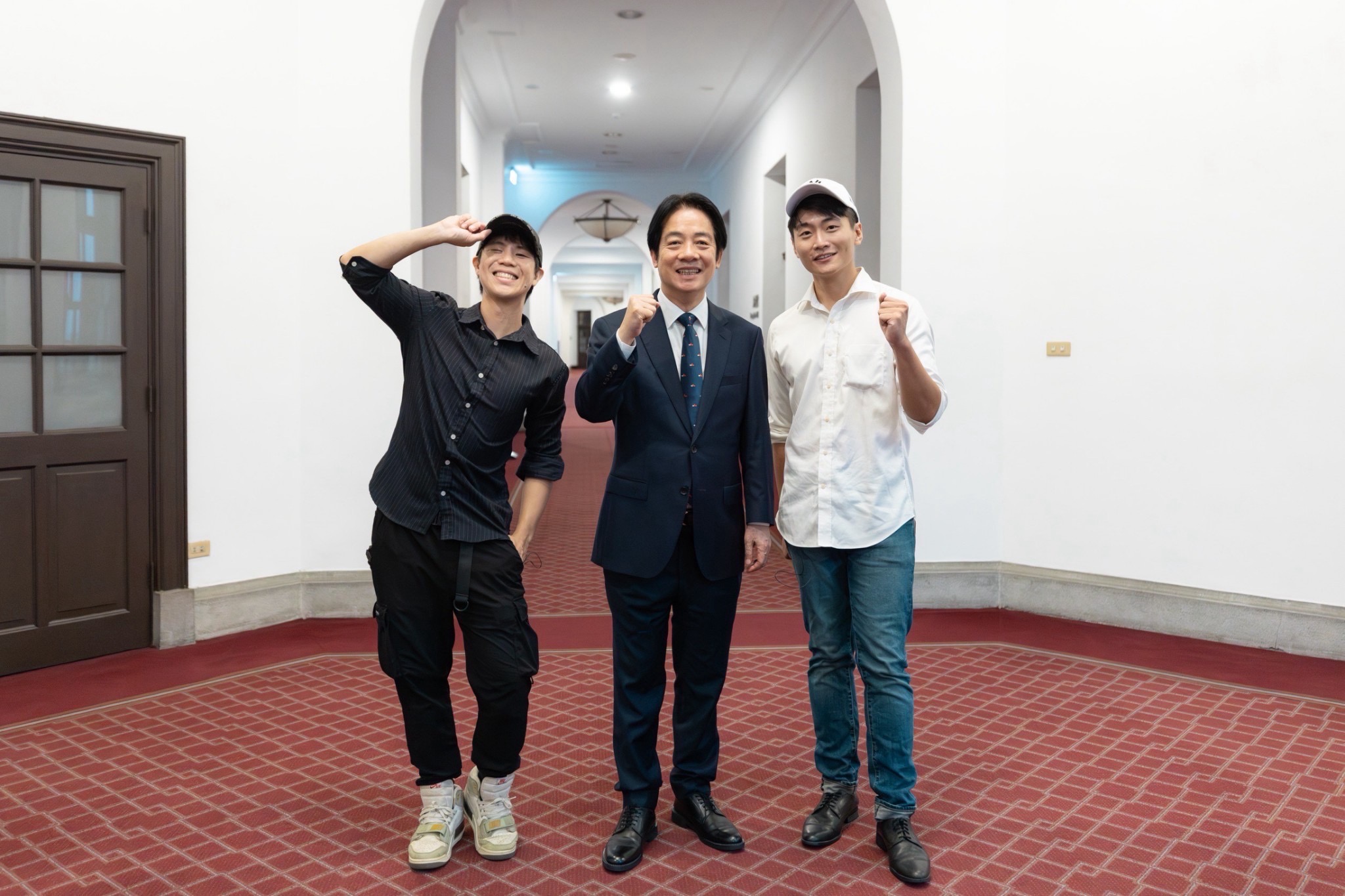 賴總統指出，和平無價，戰爭沒有贏家。透過緬懷歷史與英烈，我們追求有實力的真和平，同時保持善意，面對兩岸的異同。（總統府提供）