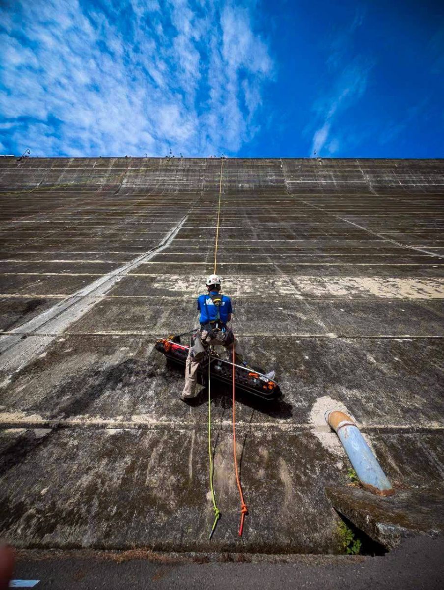 消防署說，今年藉由逼真的模擬任務驗證隊伍應變能力，展現專業訓練能量與設施。（消防署提供）