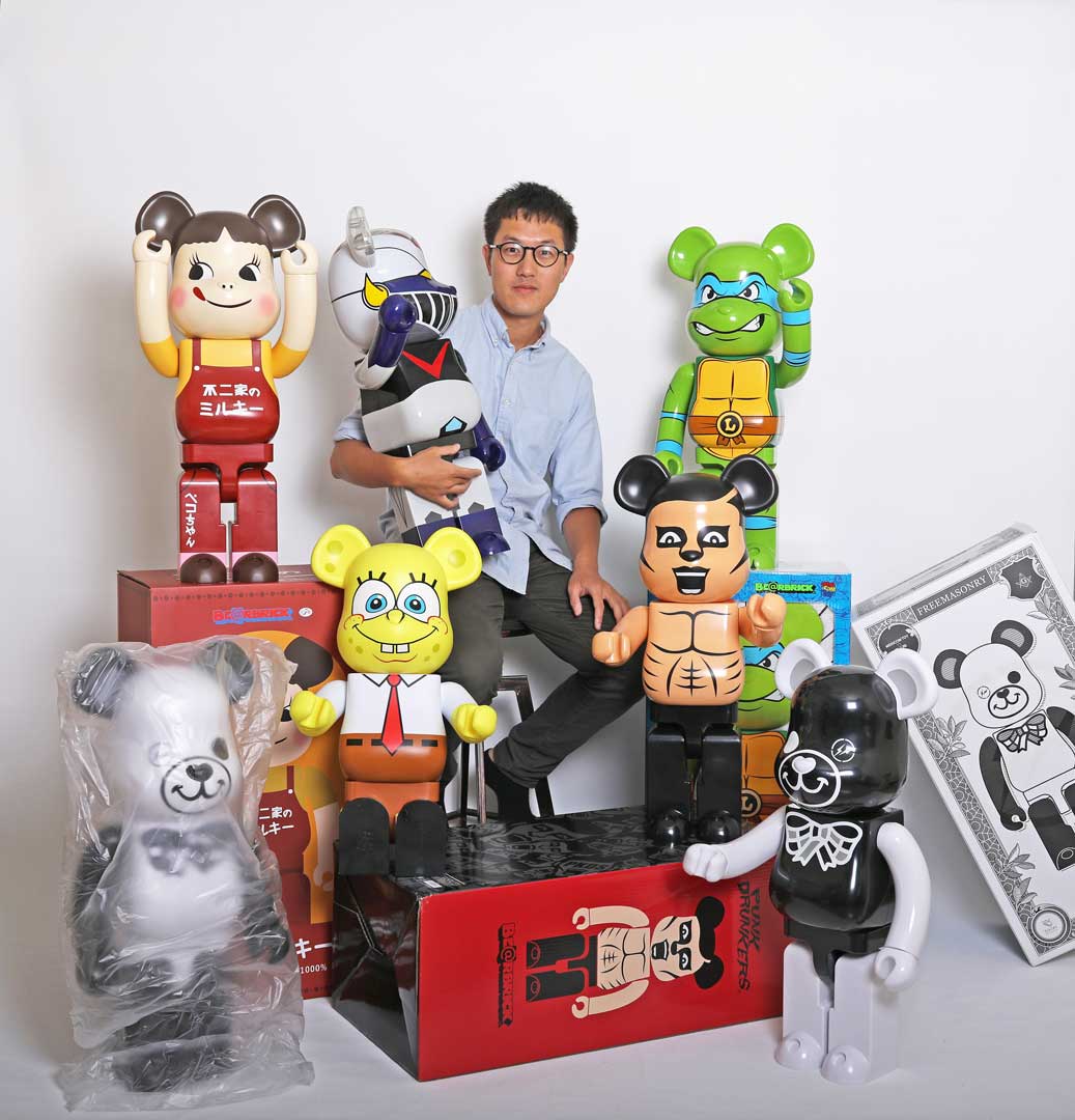 身為資深藏家，鄭豪用玩具記錄生命的曾經。