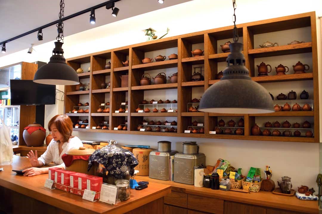 臺北第一間茶行「福大同」，聽第六代接班人蔡子晴聊老艋舺的第一縷茶煙。