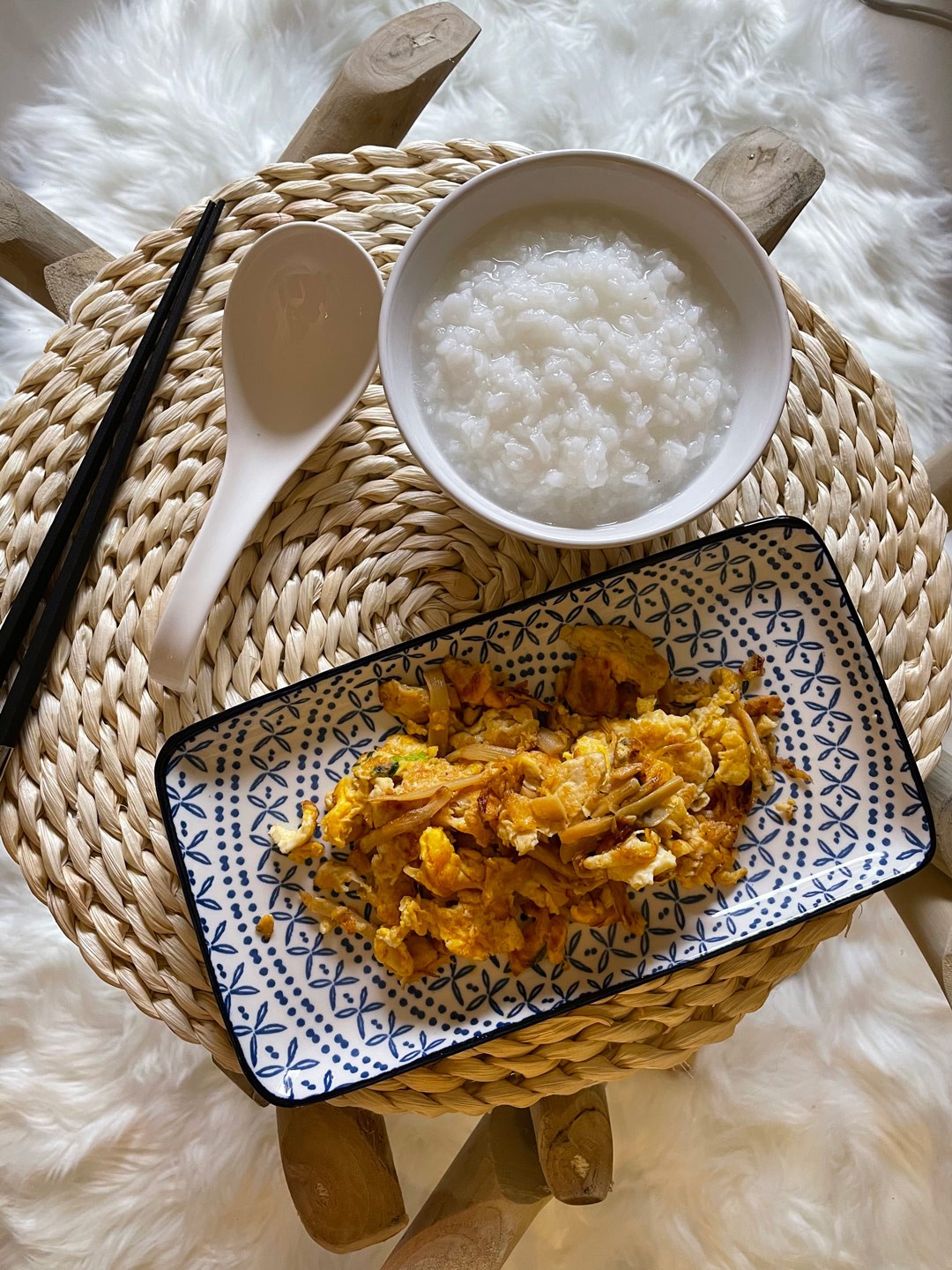 秋日適合食用清粥增加水分攝取。