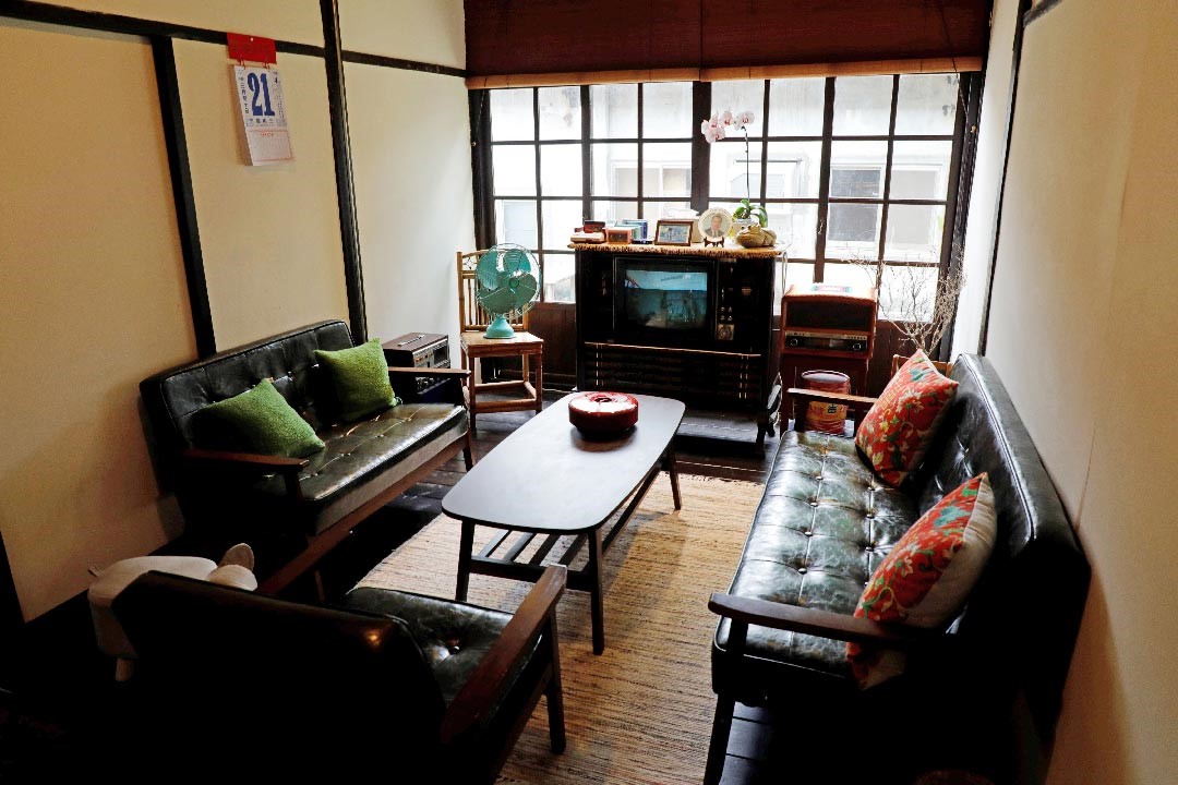 透過政府與民間用心的保存，讓人們看見眷村的蛻變與重生。