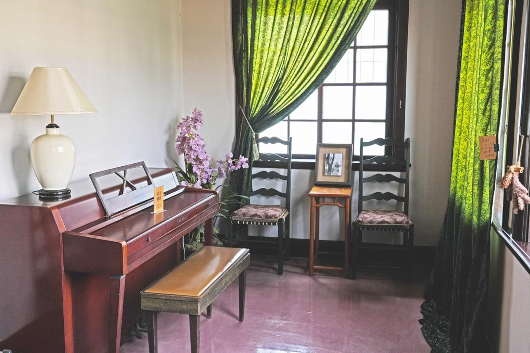 各種樣式的門窗，採光極佳，通風良好，呈現「隔間不隔光」效果。