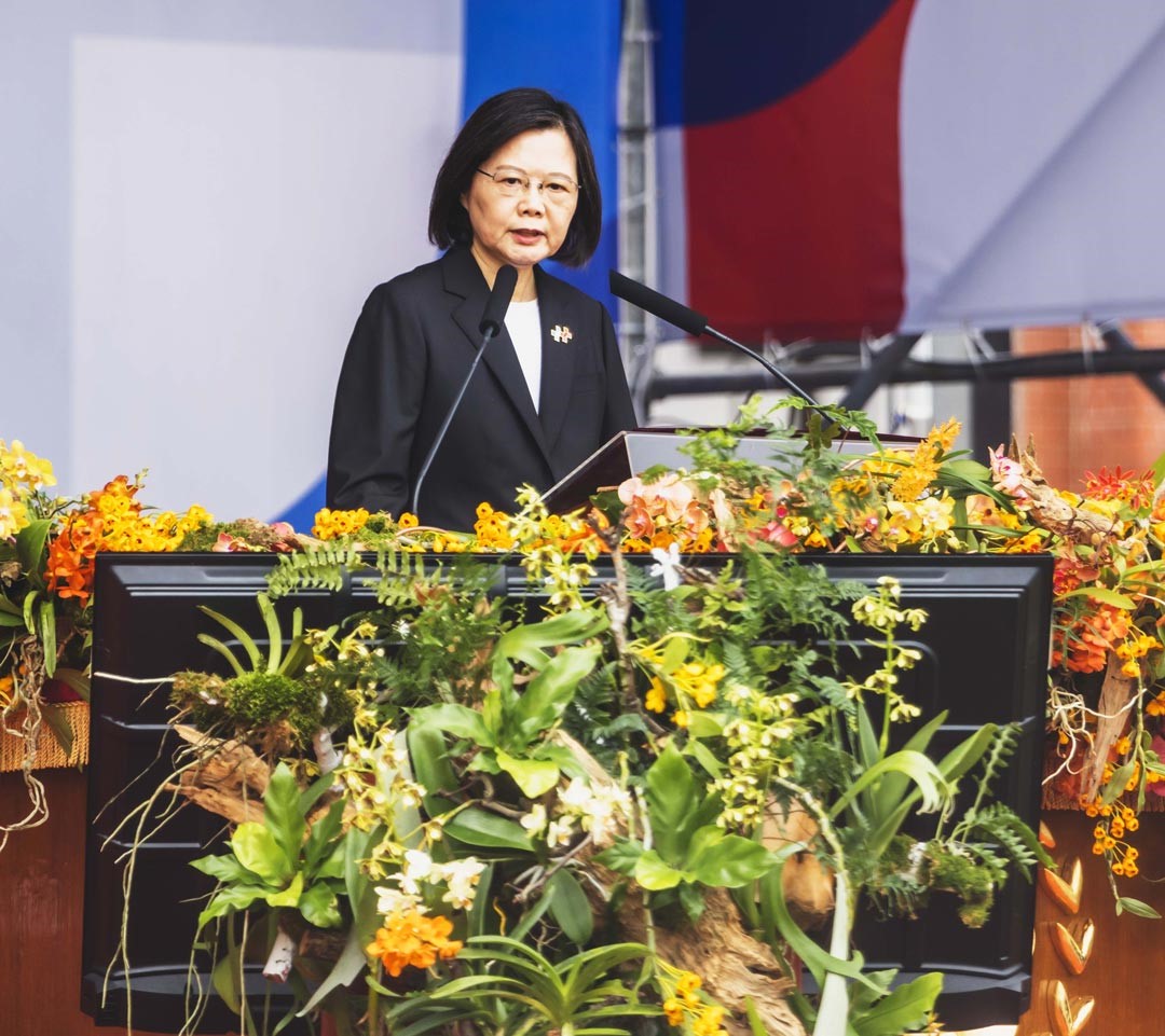 蔡總統以「自信沉穩、國家前進，讓世界因臺灣而更好」發表國慶演說。
