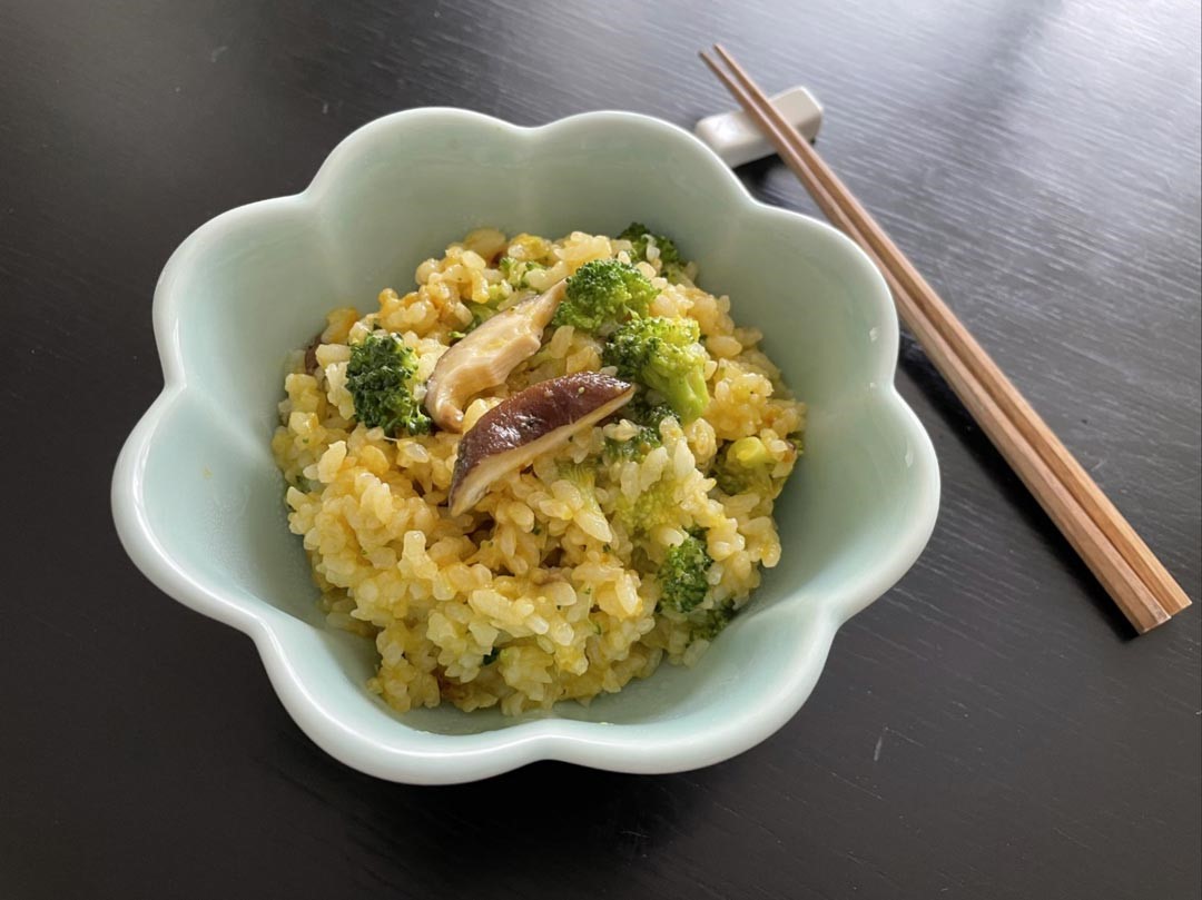 色彩繽紛的南瓜炊飯令人食指大動。