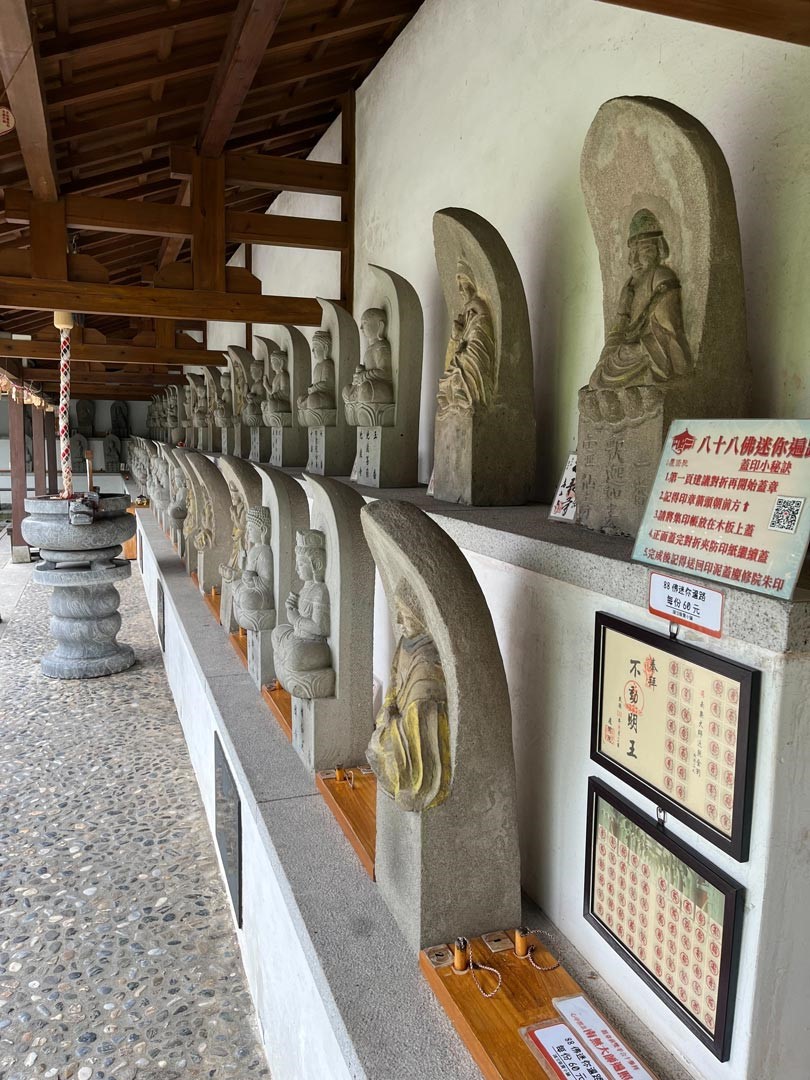 88尊石佛讓信徒在臺灣，就能走遍縮小版的四國朝聖之路。