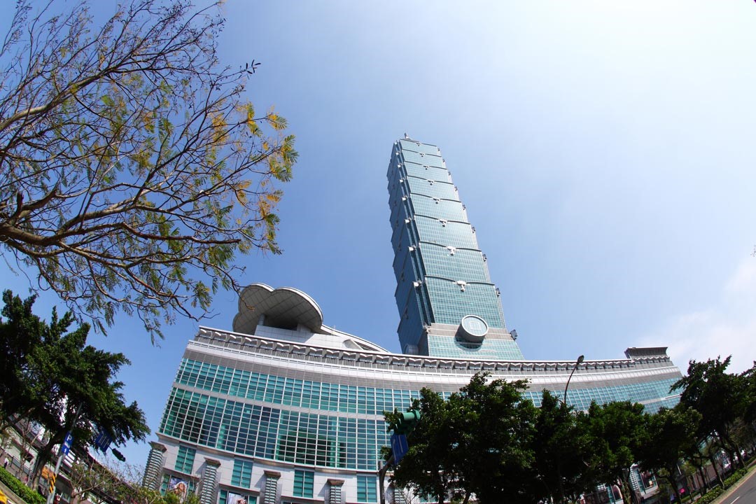 臺北101是臺北最著名的城市地標，更是讓臺灣躍上國際舞臺的建築代表。