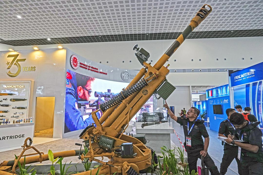 蘭卡威國際海事航空展共有歐、美、亞等國代表團及500餘家軍備大廠共襄盛舉。